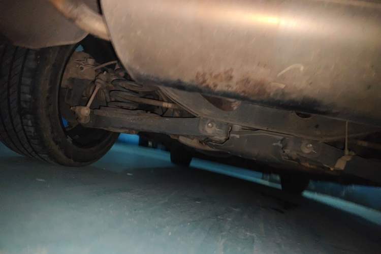 Used Ford Kuga 2013 2.0L GTDi Four-Wheel-Drive Sport Model Chassis Rear