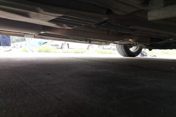 Used Ford Kuga 2013 1.6L GTDi Two-Wheel-Drive Comfort Model Chassis Rear Right