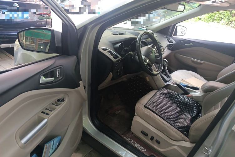 Used Ford Kuga 2013 2.0L GTDi Four-Wheel Drive Premium Model Driver Seat
