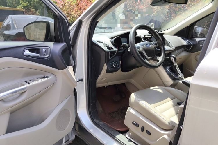 Used Ford Kuga 2013 2.0L GTDi Four-Wheel Drive Premium Model Driver Seat