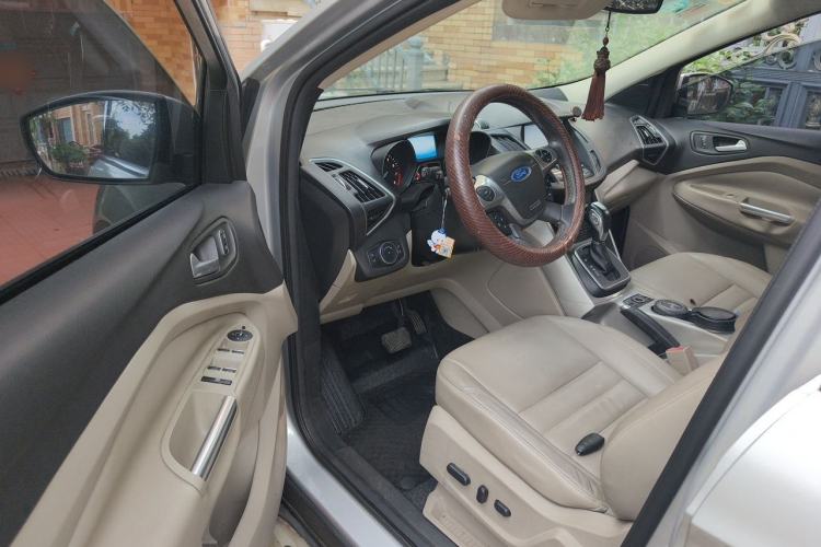 Used Ford Kuga 2013 2.0L GTDi Four-Wheel Drive Premium Model Driver Seat