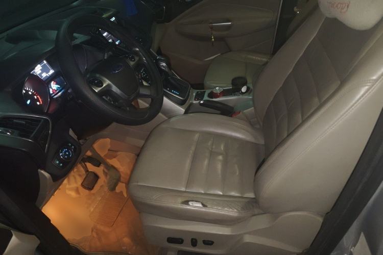 Used Ford Kuga 2013 2.0L GTDi Four-Wheel-Drive Elite Model Driver Seat