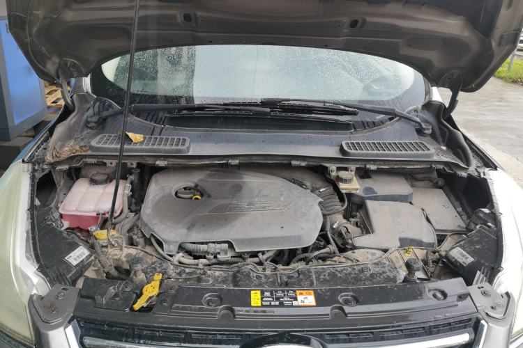 Used Ford Kuga 2013 1.6L GTDi Two-Wheel-Drive Comfort Model Engine Bay