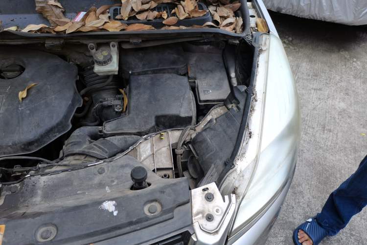 Used Ford Kuga 2013 2.0L GTDi Four-Wheel-Drive Elite Model Engine Bay Left