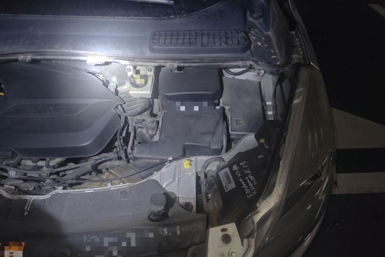 Used Ford Kuga 2013 1.6L GTDi Two-Wheel-Drive Trend Model Engine Bay Left