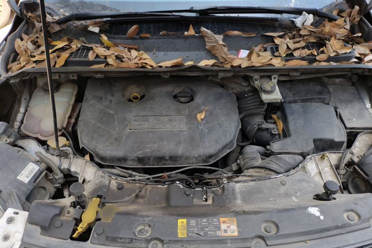 Used Ford Kuga 2013 2.0L GTDi Four-Wheel-Drive Elite Model Engine Bay