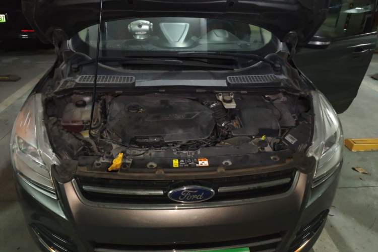 Used Ford Kuga 2013 1.6L GTDi Two-Wheel-Drive Comfort Model Engine Bay