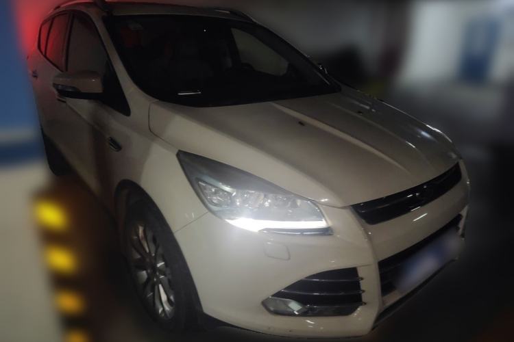 Used Ford Kuga 2013 2.0L GTDi Four-Wheel Drive Premium Model Front Right 45 Deg