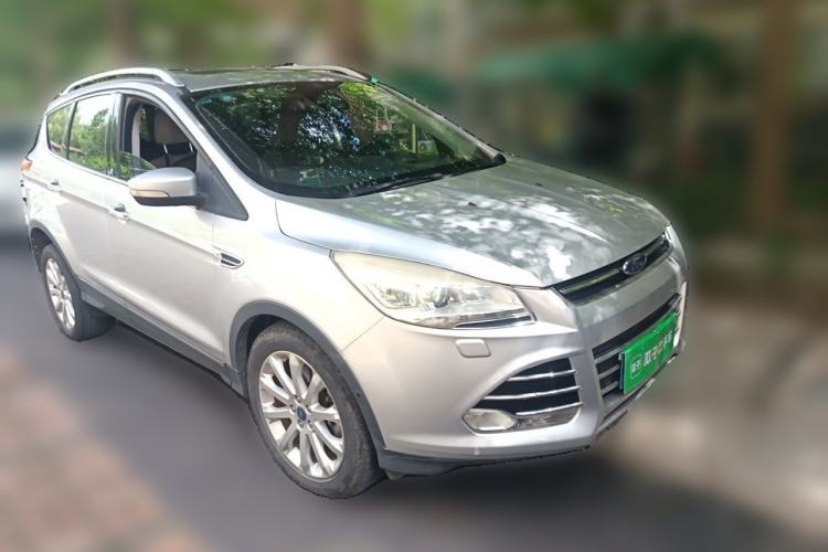 Used Ford Kuga 2013 2.0L GTDi Four-Wheel Drive Premium Model Front Right 45 Deg