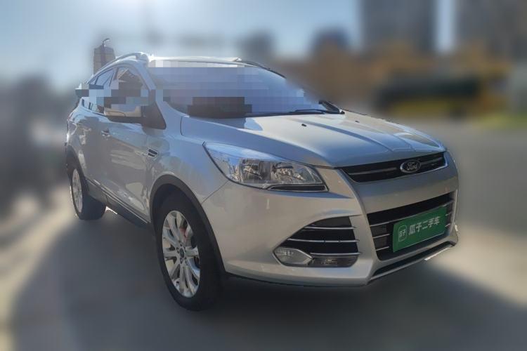 Used Ford Kuga 2013 2.0L GTDi Four-Wheel-Drive Elite Model Front Right 45 Deg