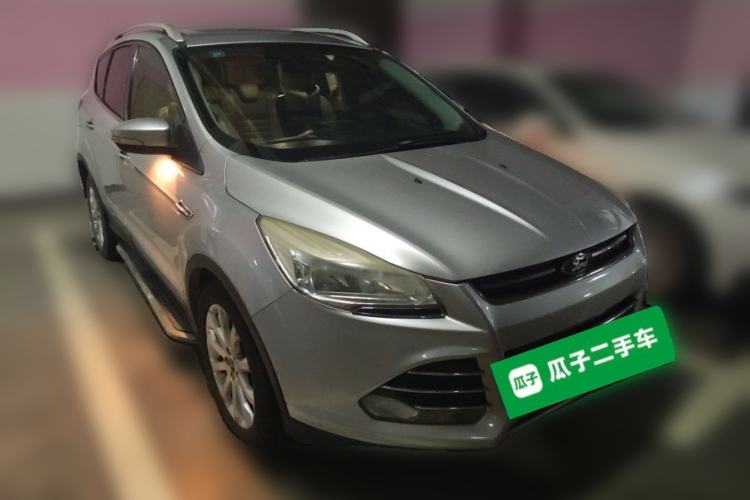 Used Ford Kuga 2013 2.0L GTDi Four-Wheel-Drive Elite Model Front Right 45 Deg