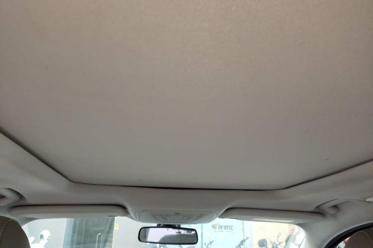 Used Ford Kuga 2013 2.0L GTDi Four-Wheel-Drive Elite Model Headliner