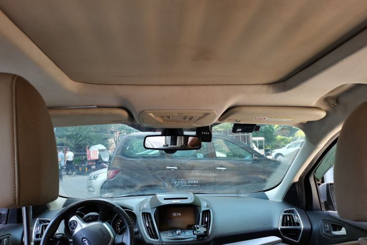 Used Ford Kuga 2013 2.0L GTDi Four-Wheel-Drive Elite Model Headliner