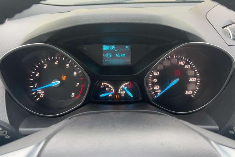 Used Ford Kuga 2013 1.6L GTDi Two-Wheel-Drive Trend Model Instrument Cluster
