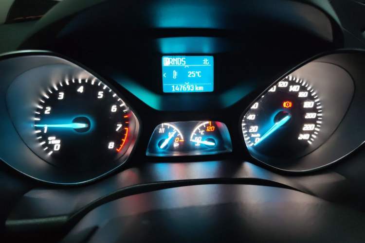 Used Ford Kuga 2013 1.6L GTDi Two-Wheel-Drive Trend Model Instrument Cluster
