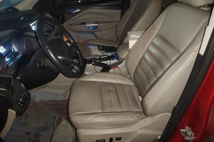 Used Ford Kuga 2013 2.0L GTDi Four-Wheel Drive Premium Model Left Front Seat