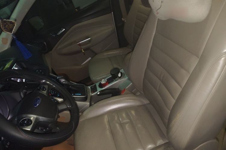 Used Ford Kuga 2013 2.0L GTDi Four-Wheel-Drive Elite Model Left Front Seat