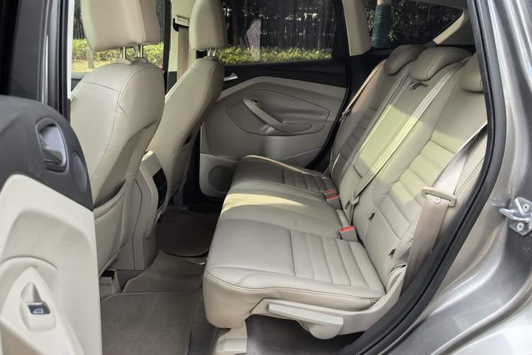 Used Ford Kuga 2013 2.0L GTDi Four-Wheel Drive Premium Model Left Rear Seat
