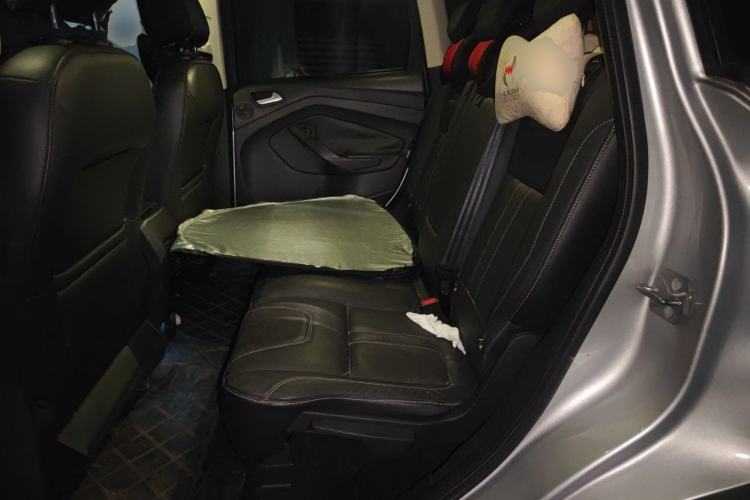 Used Ford Kuga 2013 2.0L GTDi Four-Wheel-Drive Sport Model Left Rear Seat