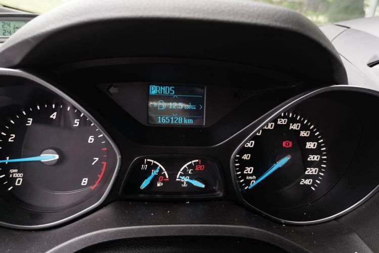 Used Ford Kuga 2013 1.6L GTDi Two-Wheel-Drive Comfort Model Odometer Close Up