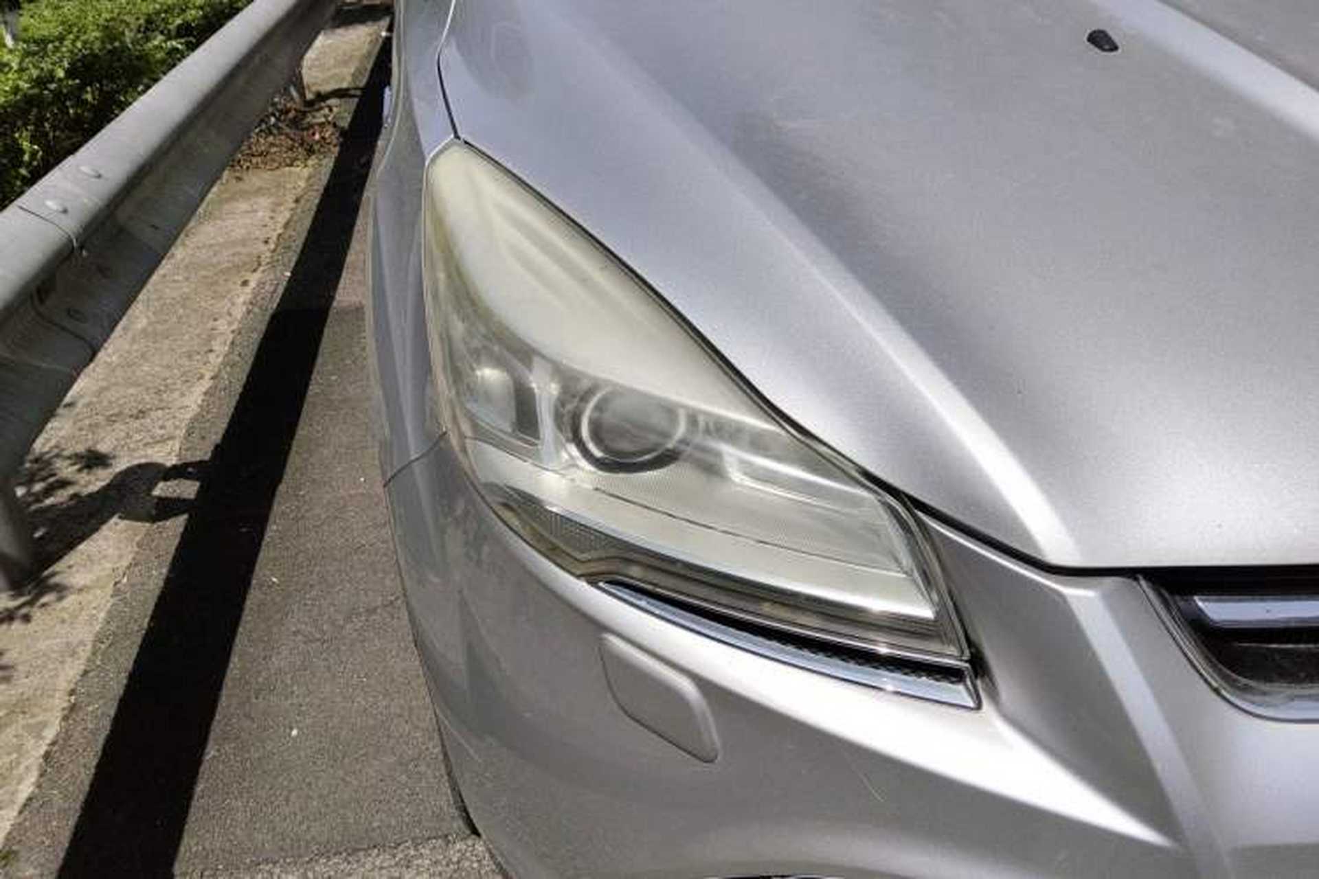 Used Ford Kuga 2013 2.0L GTDi Four-Wheel Drive Premium Model Right Front Headlight