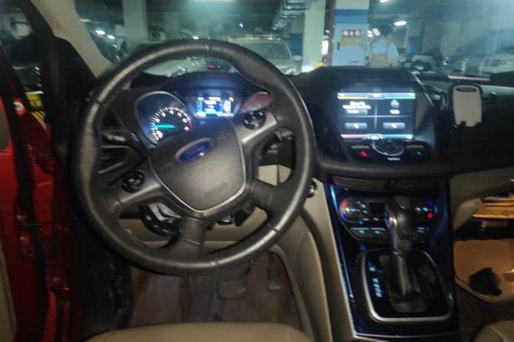 Used Ford Kuga 2013 2.0L GTDi Four-Wheel Drive Premium Model Steering Wheel