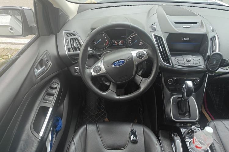 Used Ford Kuga 2013 2.0L GTDi Four-Wheel-Drive Sport Model Steering Wheel