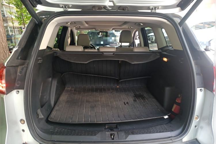 Used Ford Kuga 2013 2.0L GTDi Four-Wheel Drive Premium Model Trunk