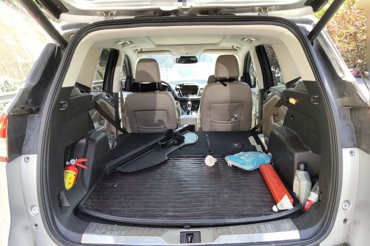 Used Ford Kuga 2013 2.0L GTDi Four-Wheel Drive Premium Model Trunk