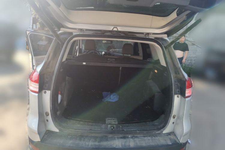Used Ford Kuga 2013 2.0L GTDi Four-Wheel-Drive Elite Model Trunk