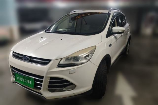 Ford Kuga 2013 2.0L GTDi Four-Wheel Drive Premium Model مستعملة