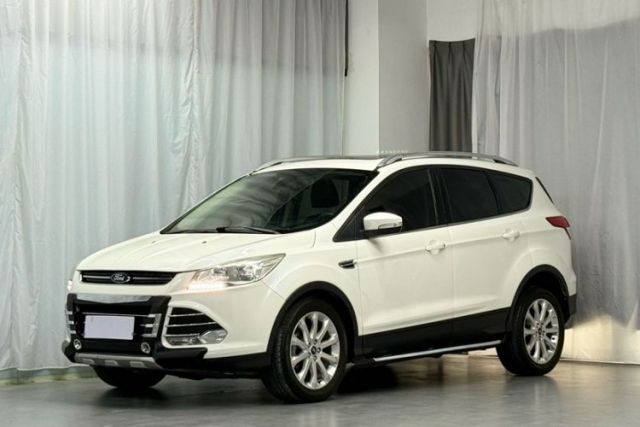 Używany Ford Kuga 2013 1.6L GTDi Two-Wheel-Drive Trend Model