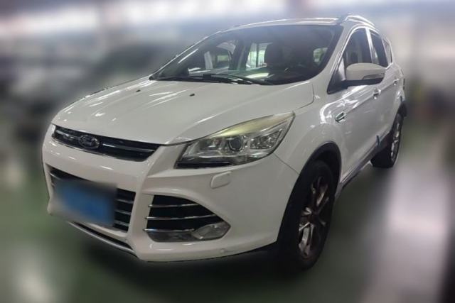 Ojetý Ford Kuga 2013 2.0L GTDi Four-Wheel-Drive Sport Model