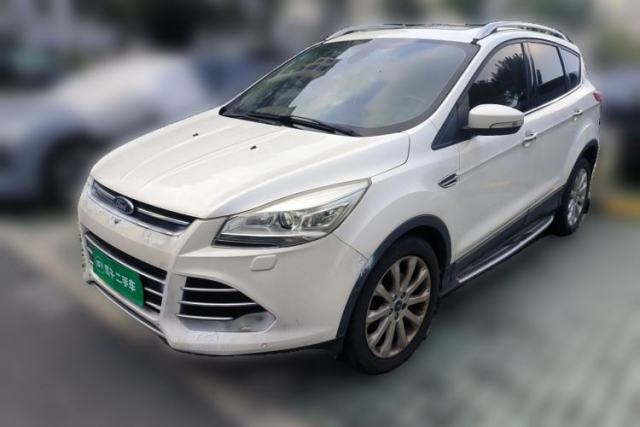 Ojetý Ford Kuga 2013 2.0L GTDi Four-Wheel Drive Premium Model