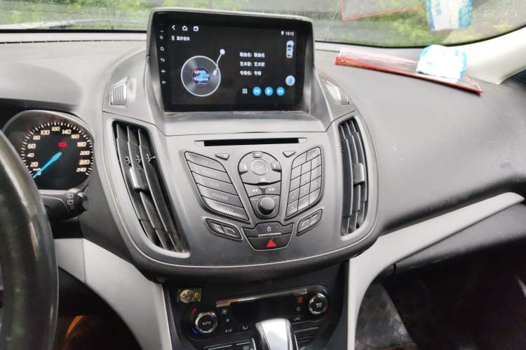 Used Ford Kuga 2013 1.6L GTDi Two-Wheel-Drive Trend Model Audio And AC Panel