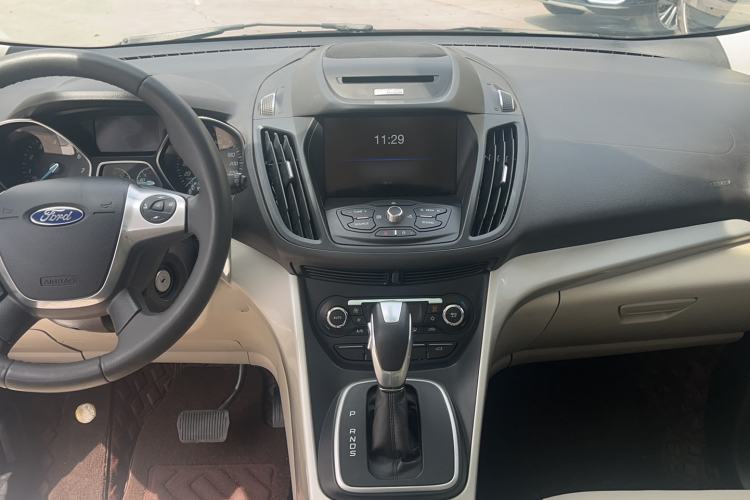 Used Ford Kuga 2013 1.6L GTDi 4x4 Elite Model Audio And AC Panel