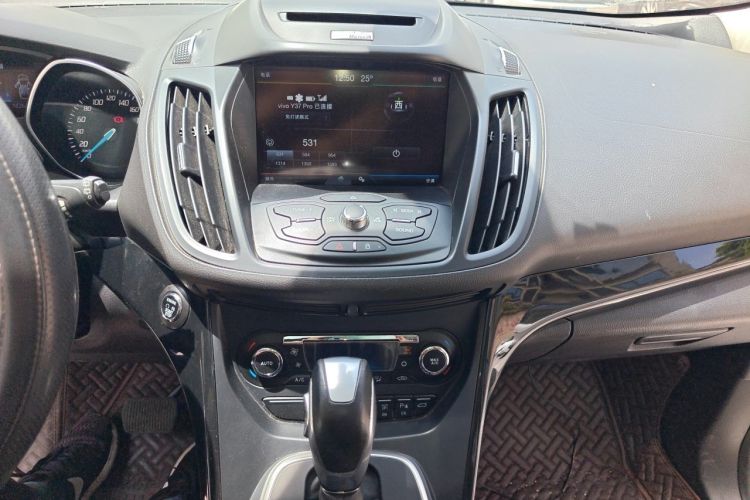 Used Ford Kuga 2013 2.0L GTDi Four-Wheel-Drive Sport Model Audio And AC Panel