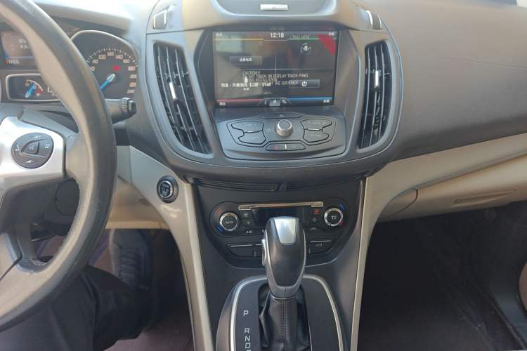 Used Ford Kuga 2013 1.6L GTDi 4x4 Elite Model Audio And AC Panel