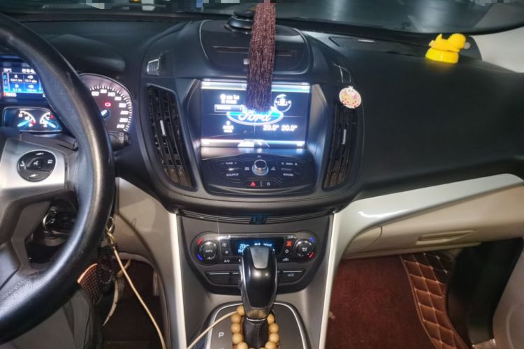 Used Ford Kuga 2013 1.6L GTDi 4x4 Elite Model Audio And AC Panel
