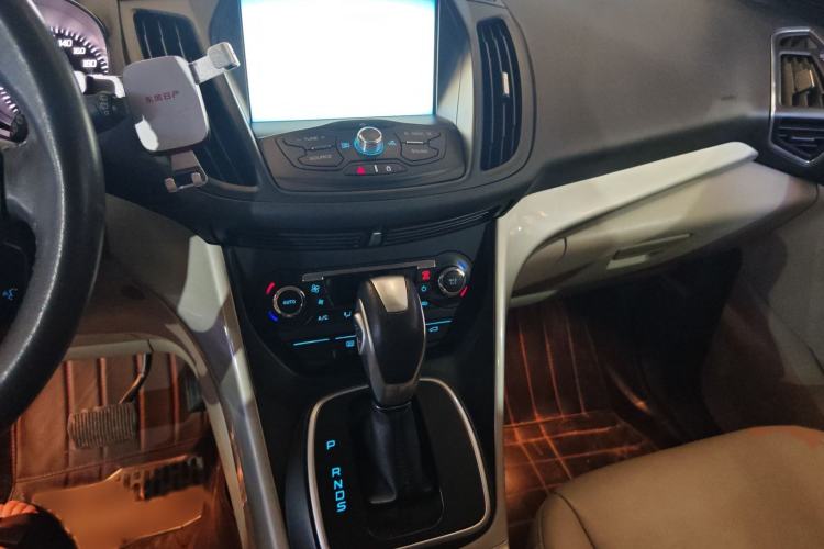 Used Ford Kuga 2013 2.0L GTDi Four-Wheel-Drive Elite Model Audio And AC Panel