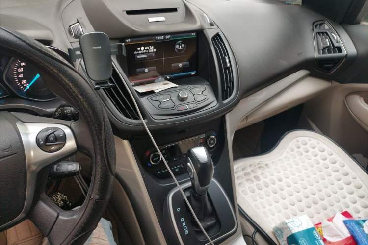 Used Ford Kuga 2013 2.0L GTDi Four-Wheel-Drive Elite Model Audio And AC Panel