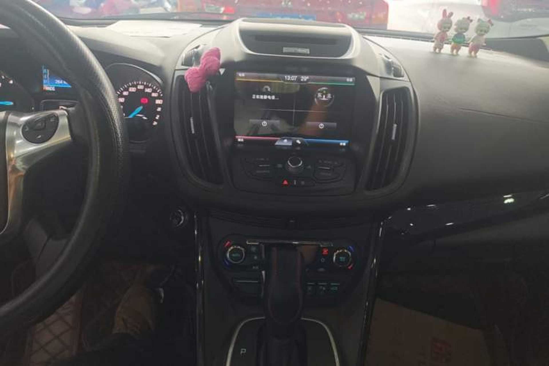 Used Ford Kuga 2013 2.0L GTDi Four-Wheel-Drive Sport Model Audio And AC Panel