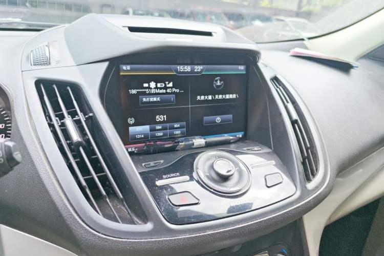 Used Ford Kuga 2013 2.0L GTDi Four-Wheel Drive Premium Model Audio And AC Panel