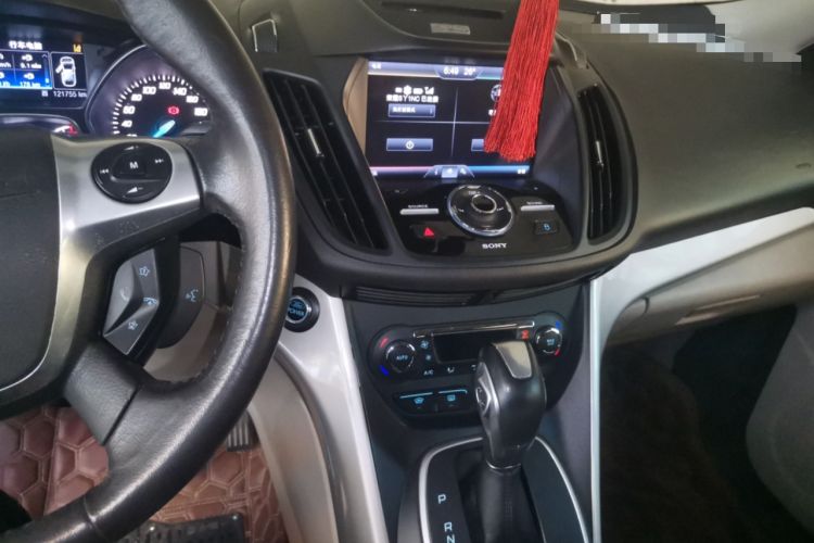 Used Ford Kuga 2013 2.0L GTDi Four-Wheel Drive Premium Model Audio And AC Panel