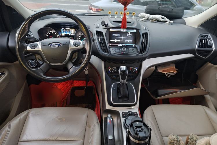 Used Ford Kuga 2013 1.6L GTDi 4x4 Elite Model Center Console