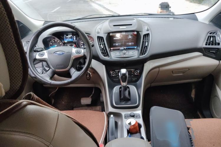Used Ford Kuga 2013 1.6L GTDi 4x4 Elite Model Center Console