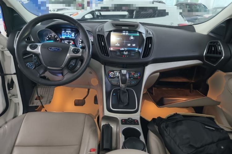 Used Ford Kuga 2013 1.6L GTDi 4x4 Elite Model Center Console