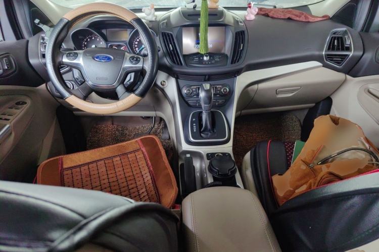 Used Ford Kuga 2013 1.6L GTDi 4x4 Elite Model Center Console