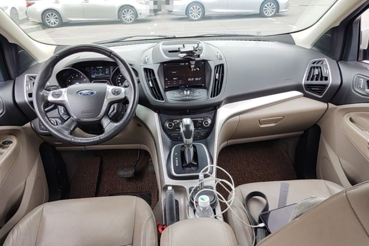 Used Ford Kuga 2013 1.6L GTDi 4x4 Elite Model Center Console