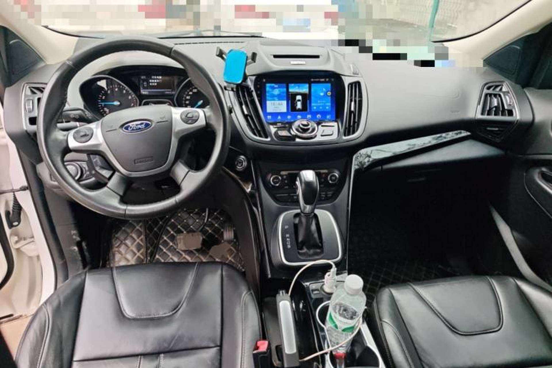 Used Ford Kuga 2013 2.0L GTDi Four-Wheel-Drive Sport Model Center Console